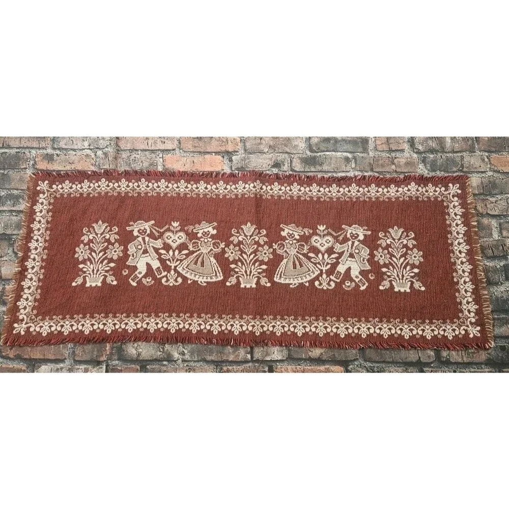 Woven Table Runner Bavarian Dancers Folk Art Cotton Linen 14x37 in Red